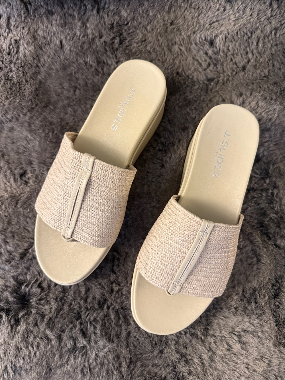J/SLIDES Women's Beige Woven Slide Sandals
